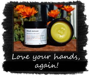 Hand mousse